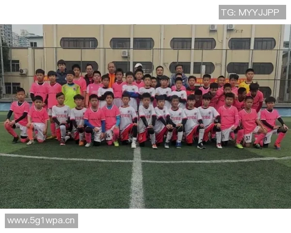 广州足球队在精英赛中的节奏表现分析与未来展望