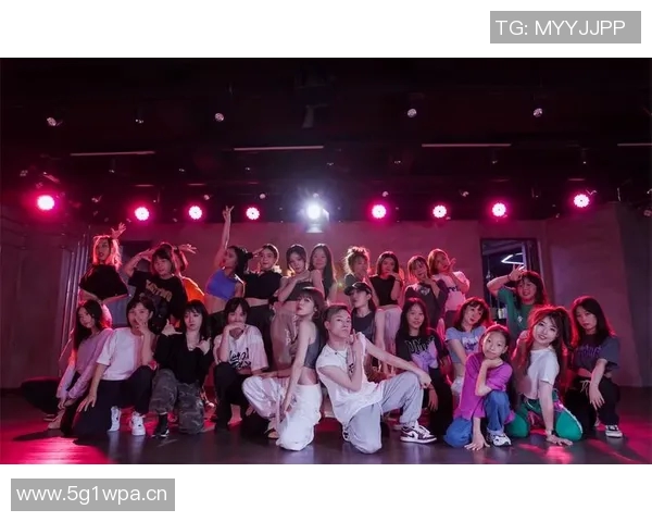 成都街舞队中路突破的成功与不足分析与反思